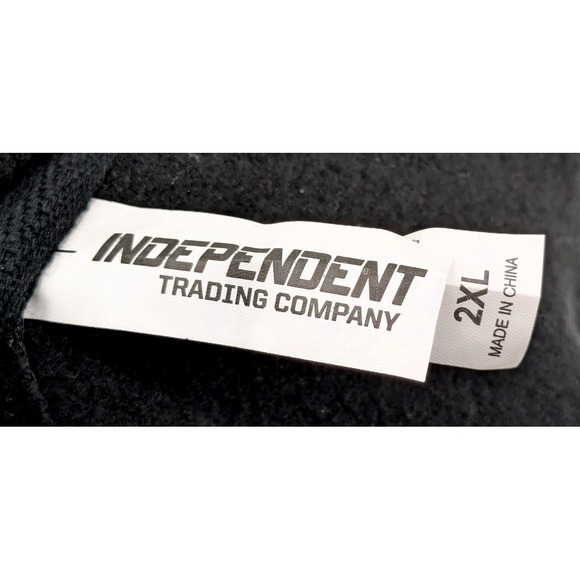 Gold Skeleton Mens Black Sweatshirt  SZ 2XL  INDEPENDENT TRADING CO.  Halloween - Picture 3 of 13